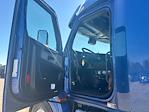 Used 2020 Freightliner Cascadia Detroit DD15AT Semi Truck with Sleeper Cab for sale #364258 - photo 9