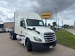 Used 2020 Freightliner Cascadia Detroit DD15AT Semi Truck with Sleeper Cab for sale #364696 - photo 1