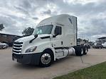 Used 2020 Freightliner Cascadia Detroit DD15AT Semi Truck with Sleeper Cab for sale #364696 - photo 3
