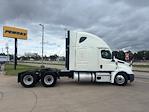 Used 2020 Freightliner Cascadia Detroit DD15AT Semi Truck with Sleeper Cab for sale #364696 - photo 8