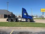 Used 2020 Freightliner Cascadia Detroit DD13 Semi Truck for sale #364735 - photo 8