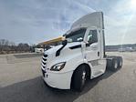 Used 2020 Freightliner Cascadia Detroit DD13 Semi Truck for sale #365204 - photo 3
