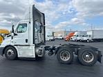 Used 2020 Freightliner Cascadia Detroit DD13 Semi Truck for sale #365434 - photo 8