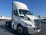 Used 2020 Freightliner Cascadia Detroit DD13 Semi Truck for sale #365436 - photo 3