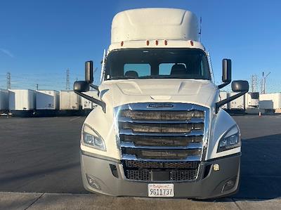 Used 2020 Freightliner Cascadia Detroit DD13 Semi Truck for sale #365438 - photo 2