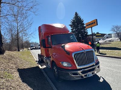 Used 2021 International LT - photo 1