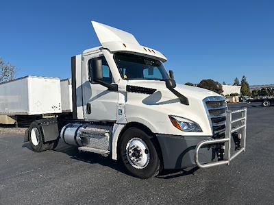 Used 2020 Freightliner Cascadia Detroit DD13 Semi Truck for sale #365664 - photo 1