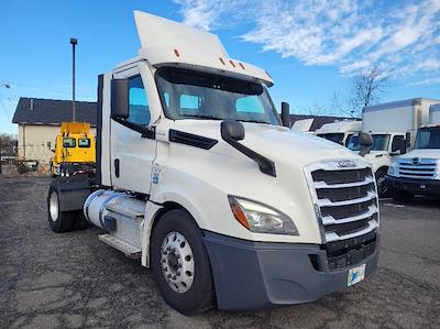 Used 2020 Freightliner Cascadia Detroit DD13 Semi Truck for sale #365680 - photo 1