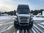 Used 2020 Freightliner Cascadia Detroit DD15AT Semi Truck with Sleeper Cab for sale #366146 - photo 2