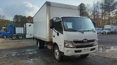 Used 2020 Hino 195 Single Cab Box Truck with Liftgate for sale #366216 - photo 1