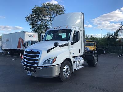 Used 2020 Freightliner Cascadia Detroit DD15AT Semi Truck for sale #366371 - photo 1