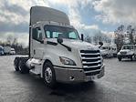 Used 2020 Freightliner Cascadia Detroit DD15AT Semi Truck for sale #366380 - photo 1