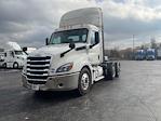 Used 2020 Freightliner Cascadia Detroit DD15AT Semi Truck for sale #366380 - photo 3