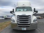 Used 2020 Freightliner Cascadia Detroit DD15AT Semi Truck for sale #366382 - photo 2