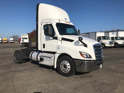 Used 2020 Freightliner Cascadia Detroit DD15AT Semi Truck for sale #366388 - photo 1