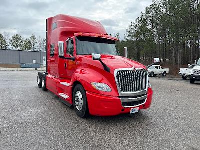 Used 2020 International LT - photo 1