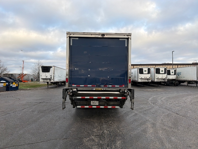 Used 2020 Isuzu FTR - photo 9