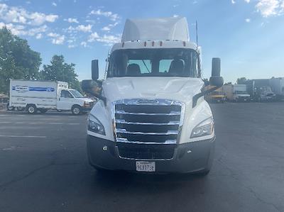 Used 2020 Freightliner Cascadia Detroit DD13 Semi Truck for sale #366907 - photo 2