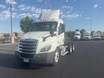 Used 2020 Freightliner Cascadia Detroit DD13 Semi Truck for sale #366907 - photo 1