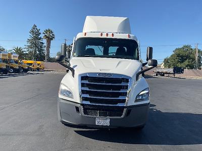 Used 2020 Freightliner Cascadia Detroit DD13 Semi Truck for sale #366909 - photo 2
