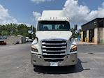 Used 2020 Freightliner Cascadia Detroit DD13 Semi Truck for sale #366935 - photo 2