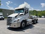 Used 2020 Freightliner Cascadia Detroit DD13 Semi Truck for sale #366935 - photo 3
