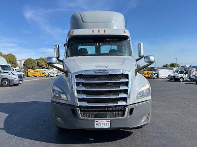 Used 2020 Freightliner Cascadia Detroit DD13 Semi Truck for sale #366974 - photo 2