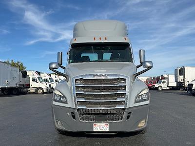 Used 2020 Freightliner Cascadia Detroit DD13 Semi Truck for sale #366976 - photo 2