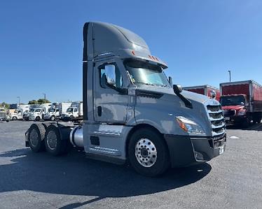 Used 2020 Freightliner Cascadia Detroit DD13 Semi Truck for sale #366981 - photo 1