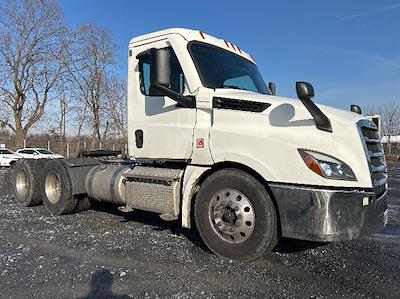 Used 2020 Freightliner Cascadia Detroit DD15AT Semi Truck for sale #367067 - photo 1