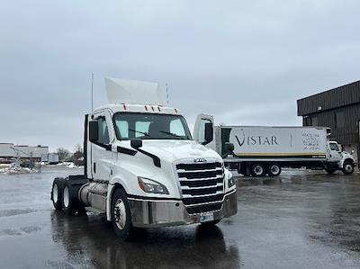 Used 2020 Freightliner Cascadia Detroit DD13 Semi Truck for sale #367186 - photo 1