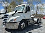 Used 2020 Freightliner Cascadia Detroit DD13 Semi Truck for sale #367304 - photo 3