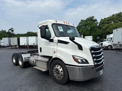Used 2020 Freightliner Cascadia Detroit DD13 Semi Truck for sale #367305 - photo 1