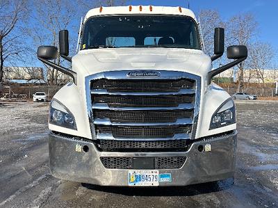 Used 2020 Freightliner Cascadia Detroit DD13 Semi Truck for sale #367306 - photo 2