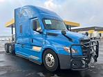 Used 2020 Freightliner Cascadia Detroit DD15AT Semi Truck with Sleeper Cab for sale #367378 - photo 1