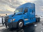 Used 2020 Freightliner Cascadia Detroit DD15AT Semi Truck with Sleeper Cab for sale #367378 - photo 3