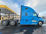 Used 2020 Freightliner Cascadia Detroit DD15AT Semi Truck with Sleeper Cab for sale #367378 - photo 8