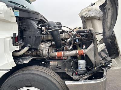 Used 2020 Freightliner Cascadia - photo 1