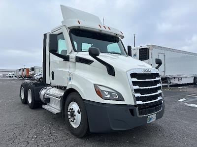 Used 2020 Freightliner Cascadia Detroit DD13 Semi Truck for sale #368124 - photo 1