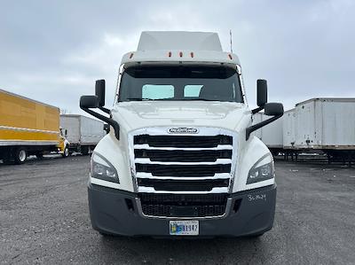 Used 2020 Freightliner Cascadia Detroit DD13 Semi Truck for sale #368124 - photo 2