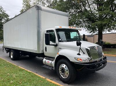 Used 2020 International MV Box Truck with Liftgate for sale #368450 - photo 1