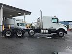 Used 2021 Volvo VNL Volvo D13 Semi Truck for sale #368632 - photo 8
