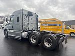 Used 2020 Freightliner Cascadia Cummins X15 Semi Truck with Sleeper Cab for sale #368764 - photo 5