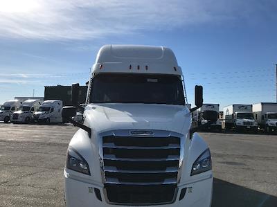 Used 2020 Freightliner Cascadia - photo 1