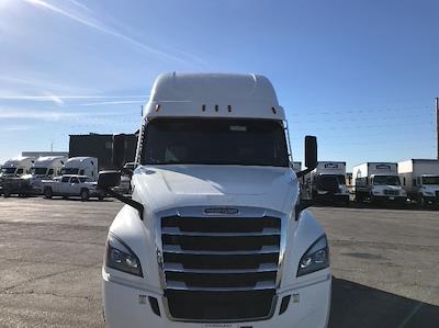 Used 2020 Freightliner Cascadia - photo 1