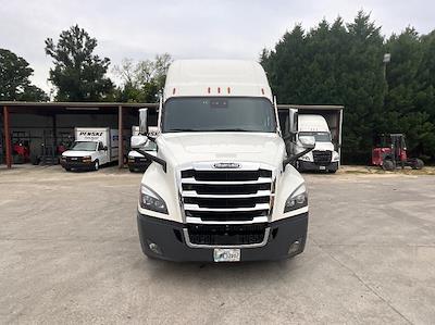 Used 2021 Freightliner Cascadia Detroit DD15AT Semi Truck with Sleeper Cab for sale #369120 - photo 2