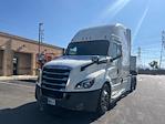 Used 2021 Freightliner Cascadia Detroit DD15AT Semi Truck with Sleeper Cab for sale #369123 - photo 3