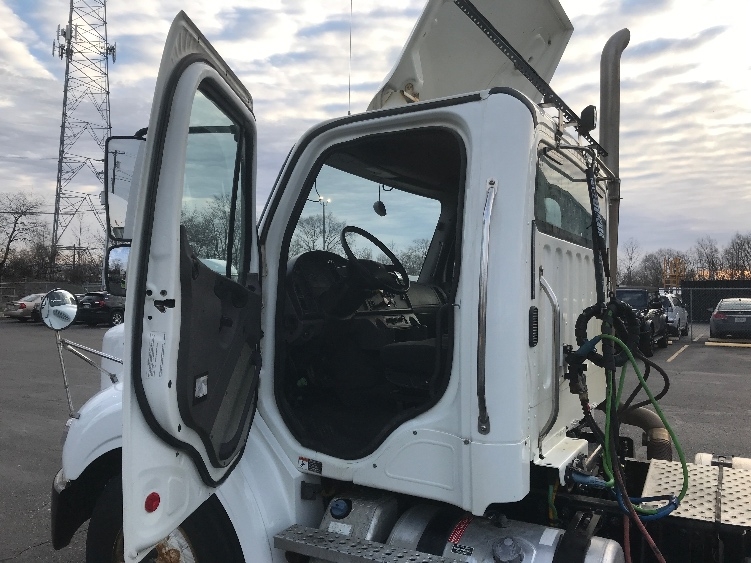 Used 2020 Freightliner M2 112 - photo 11