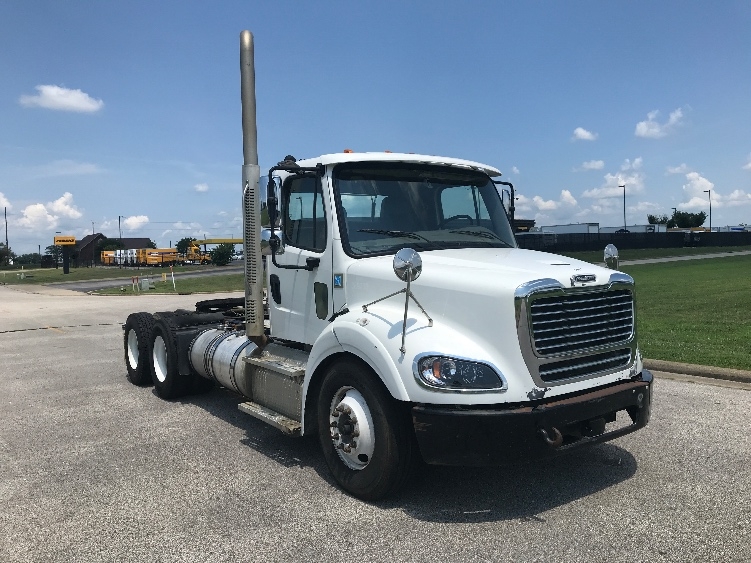 Used 2020 Freightliner M2 112 - photo 1