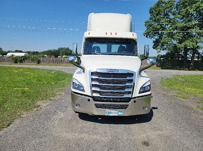 Used 2021 Freightliner Cascadia Detroit DD13 Semi Truck for sale #369500 - photo 2